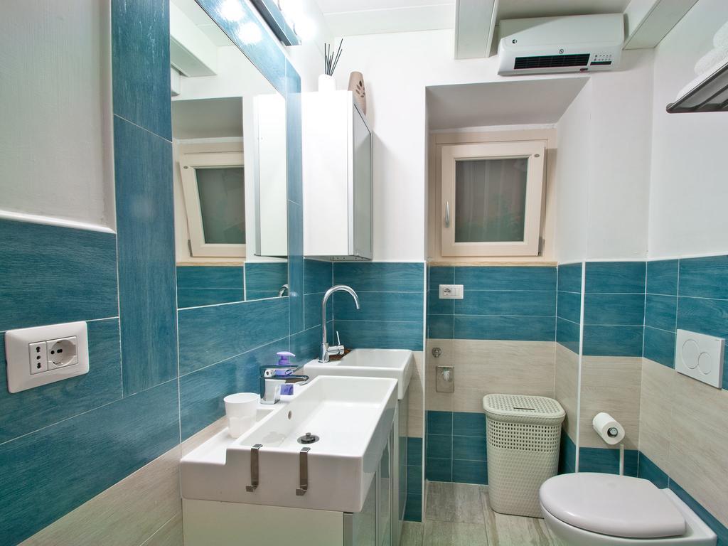 Sassi Sedicidiciotto Apartment Matera Room photo